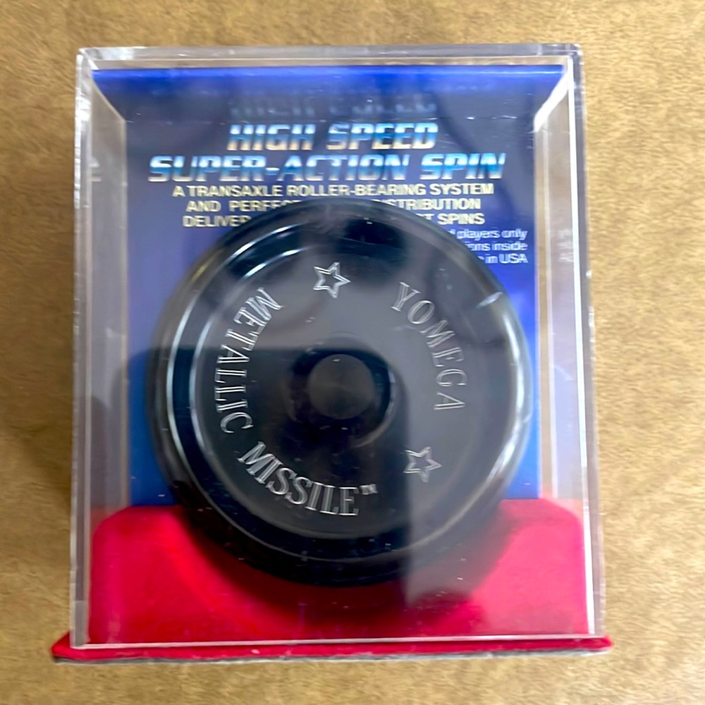 Yemega metallic missile unopened